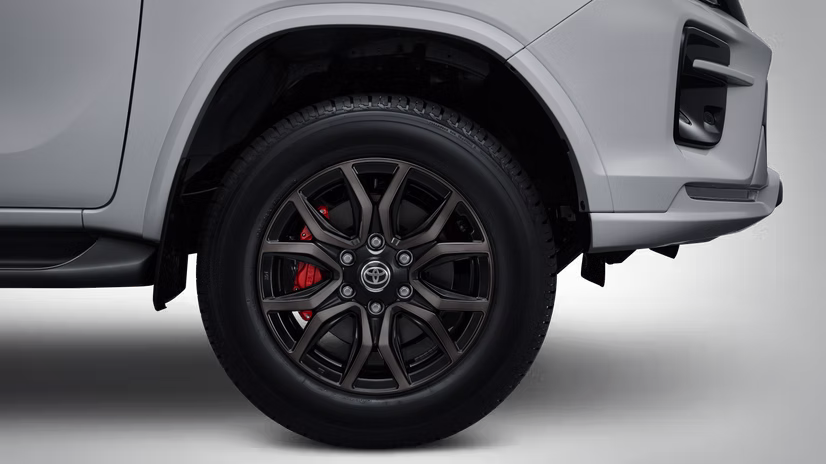 velg fortuner gr sport