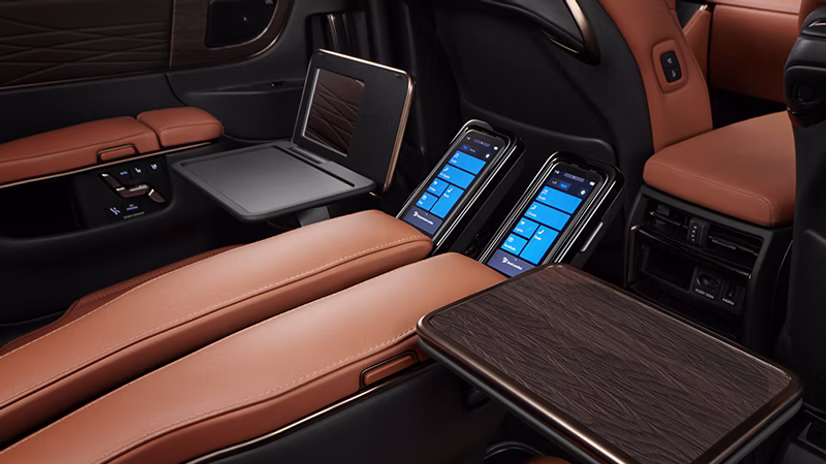Enhance Productivity with Luxurious Multifunctional Table